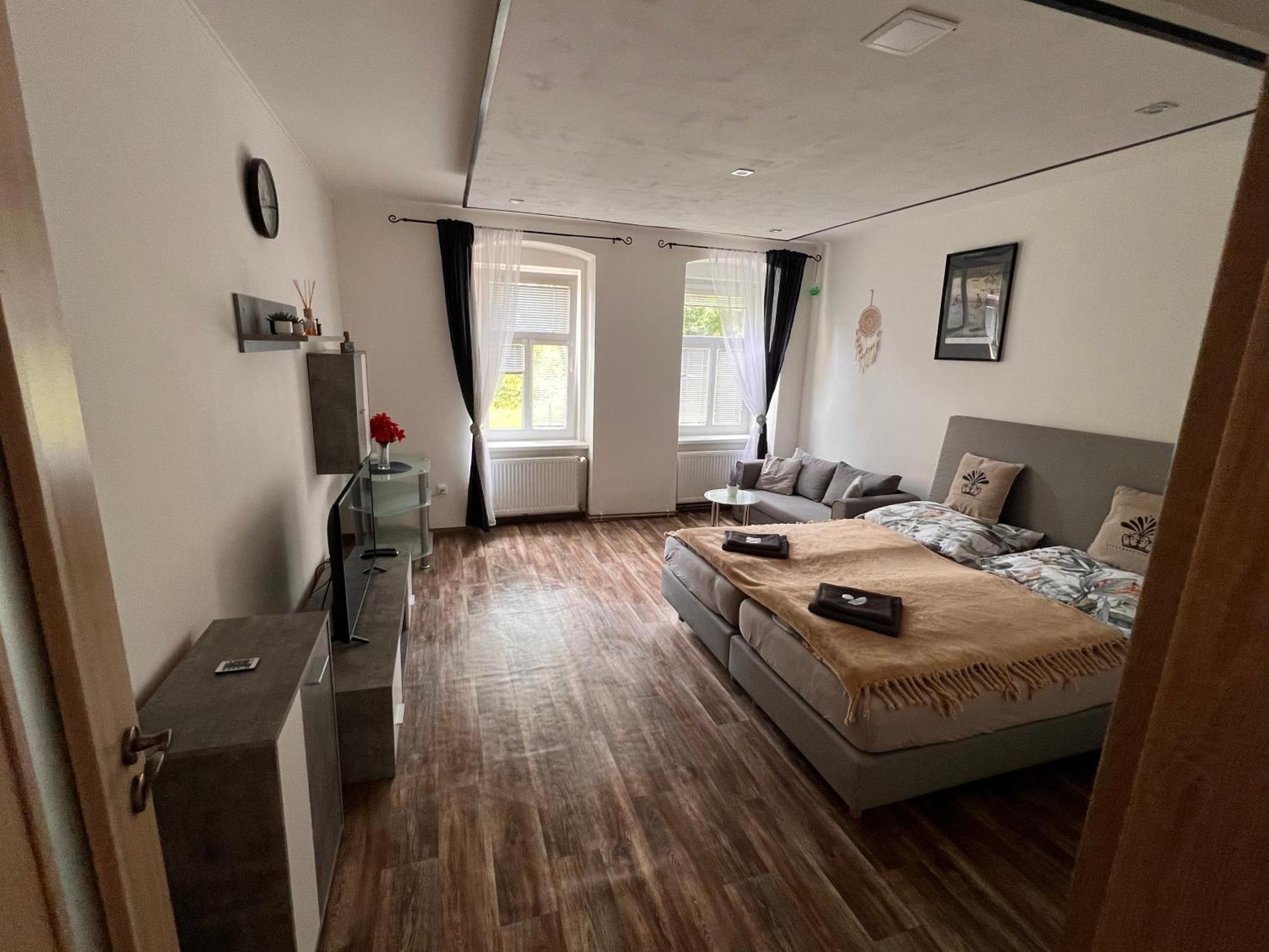 Apartmentscarlsbad 卡罗维发利 外观 照片
